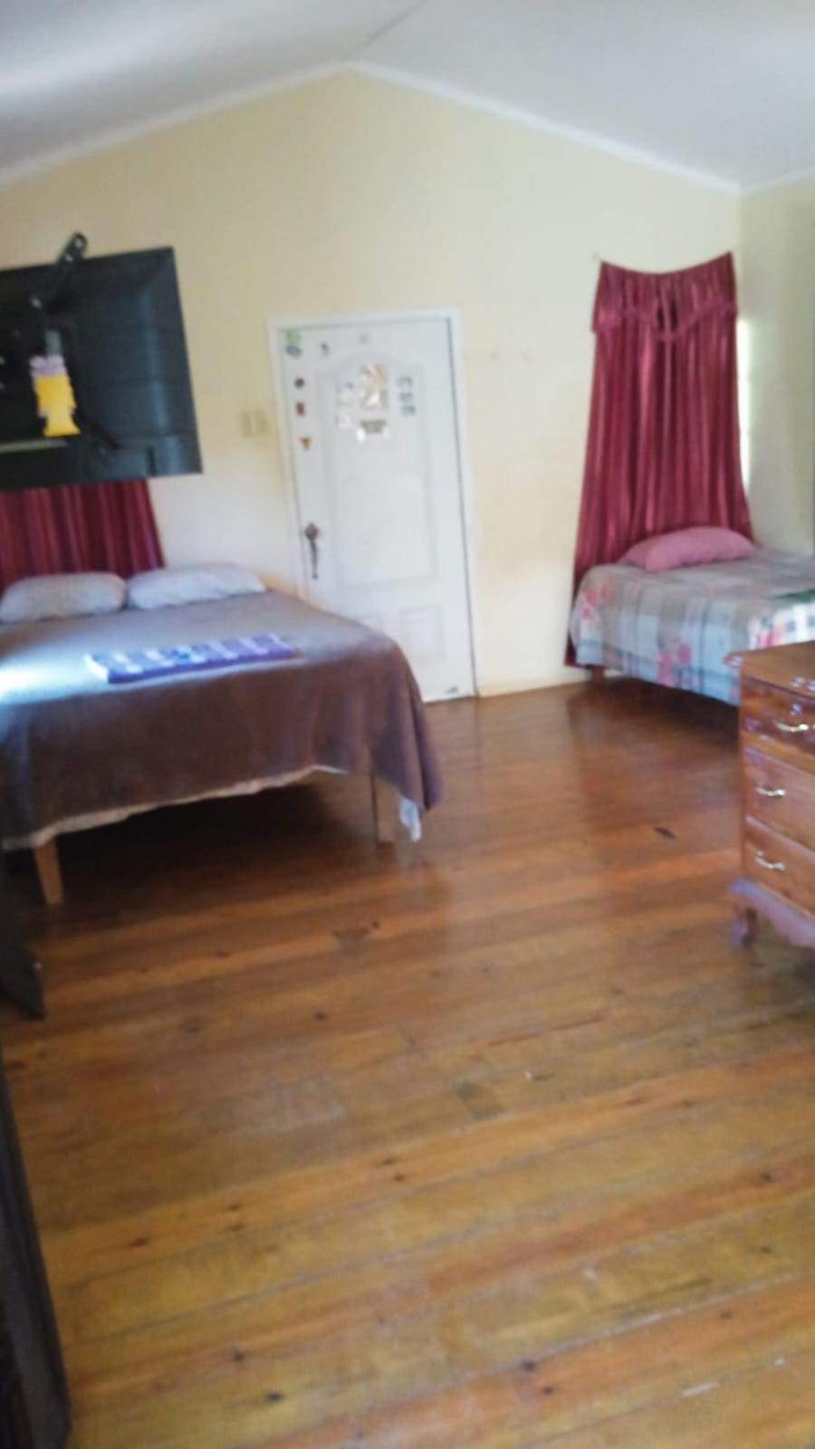 T&T - Tatty And Tony Guesthouse Negril Kamer foto